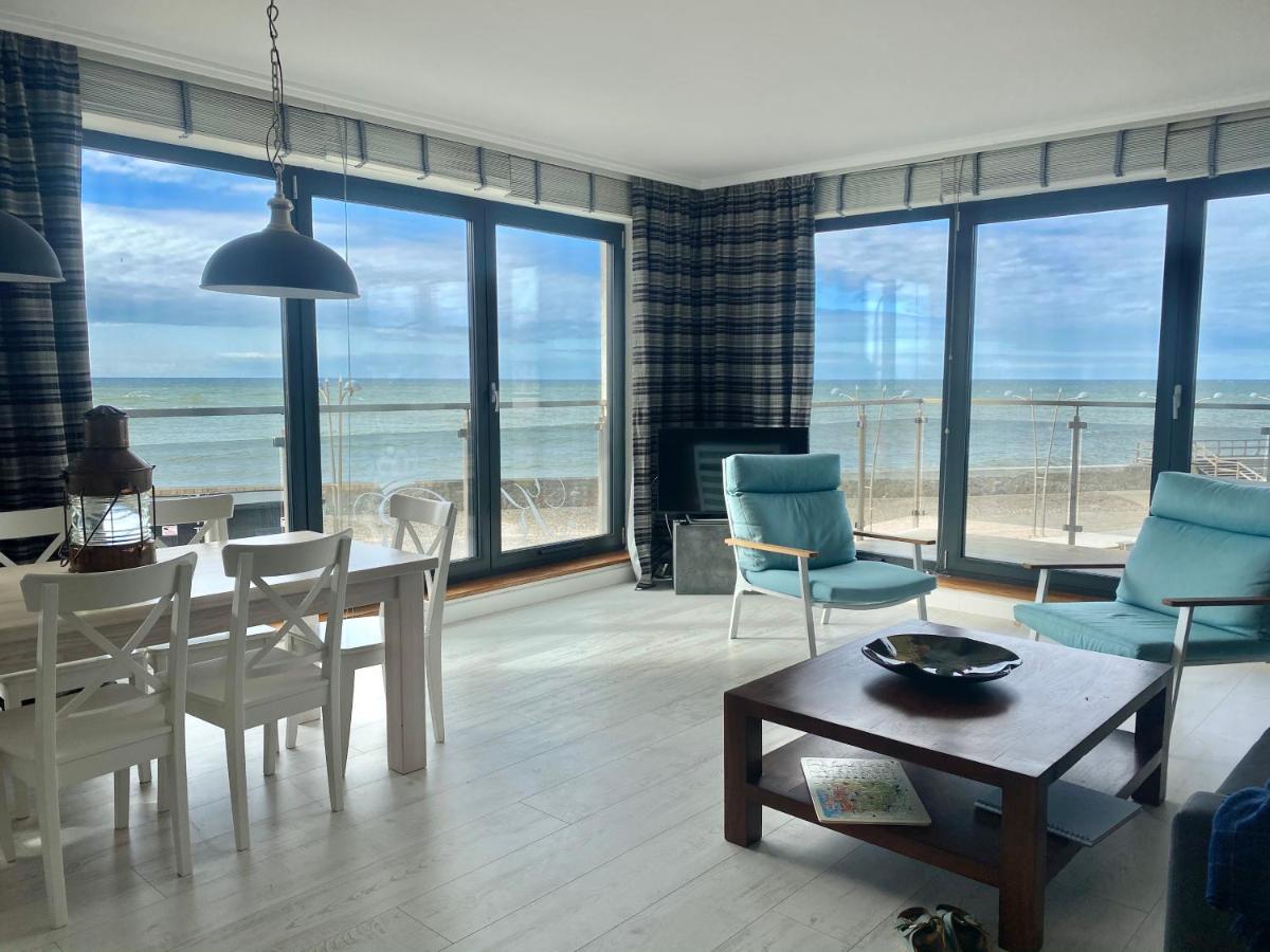 Apartament Blekitny Przy Latarni Darlowo Exterior foto
