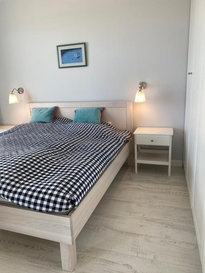 Apartament Blekitny Przy Latarni Darlowo Exterior foto