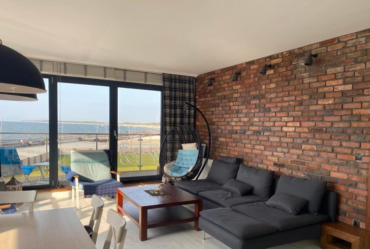 Apartament Blekitny Przy Latarni Darlowo Exterior foto